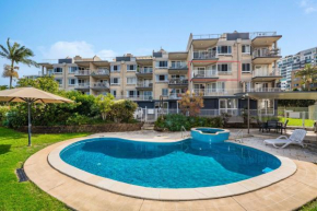 Mainsail Unit 13 Kings Beach QLD, Caloundra